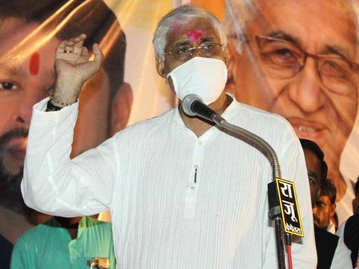 छत्तीसगढ़ के स्वास्थ्य मंत्री का बड़ा आरोप, कहा- टीकाकरण को लेकर केंद्र सरकार ने दिखाए गलत आंकड़े Chhattisgarh Health Minister TS Singh Deo big allegation on center government over Vaccination data छत्तीसगढ़ के स्वास्थ्य मंत्री का बड़ा आरोप, कहा- टीकाकरण को लेकर केंद्र सरकार ने दिखाए गलत आंकड़े