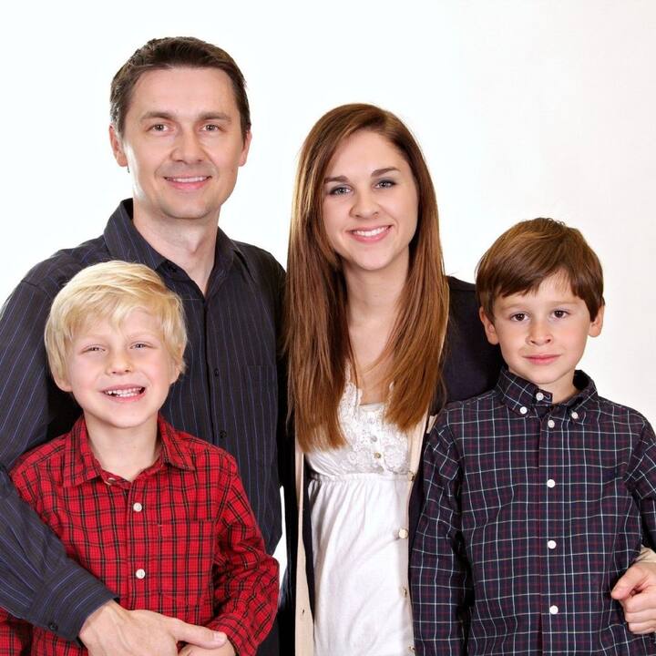 তাতে পারস্পরিক সম্পর্ক মজবুত হবে ও ছোটবেলার সুখের স্মৃতি থাকবে(ছবি সৌজন্যে : Pixabay)