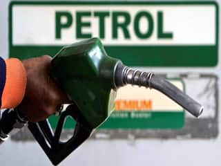 Petrol-Diesel Price, Jan 23 :மாற்றமில்லாமல் ஒரே விலையில் நீடிப்பு.. இன்றைய பெட்ரோல், டீசல் விலை இதுதான்..!