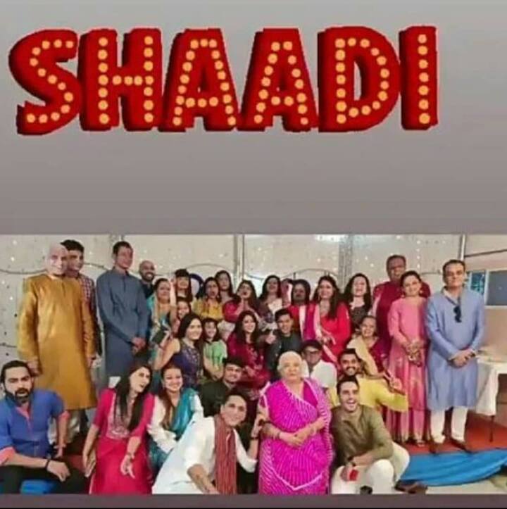 नील और ऐश्वर्या ने अपनी शादी में कुछ करीबी दोस्त और रिश्तेदारों को ही इनवाइट किया है. उनकी शादी के मौके पर घर में खुशी का जबर्दस्त माहौल है.