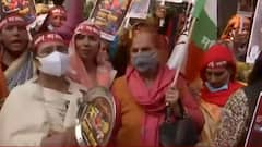 Top News Headlines: Discussion over suspension of Rajya Sabha MP's in Parliament