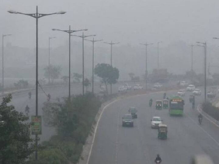 Delhi Weather and Pollution Report: Know weather and pollution report of Delhi-NCR today 30 november Delhi Weather and Pollution Report: दिल्ली में होने वाली है बारिश, प्रदूषण का प्रकोप भी जारी, जानें- मौसम का पूरा हाल