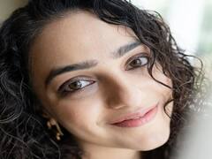 'மழைவரும் அறிகுறி என் விழிகளில் தெரியுதே’ : Gorgeous நித்யா மேனன் க்ளிக்ஸ்