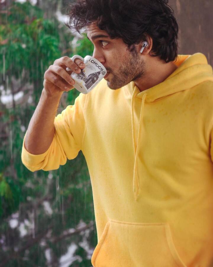 హర్ష్ కనుమిల్లి నవంబర్,16,1995న హైదరాబాద్ లో జన్మించాడు.(Courtesy : Instagram)