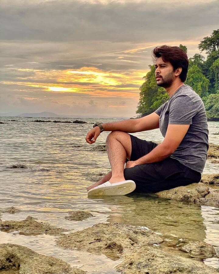 అభిజిత్ దుద్దాల ఫోటోస్ (Image credit: Abhijeeth/Instagram)