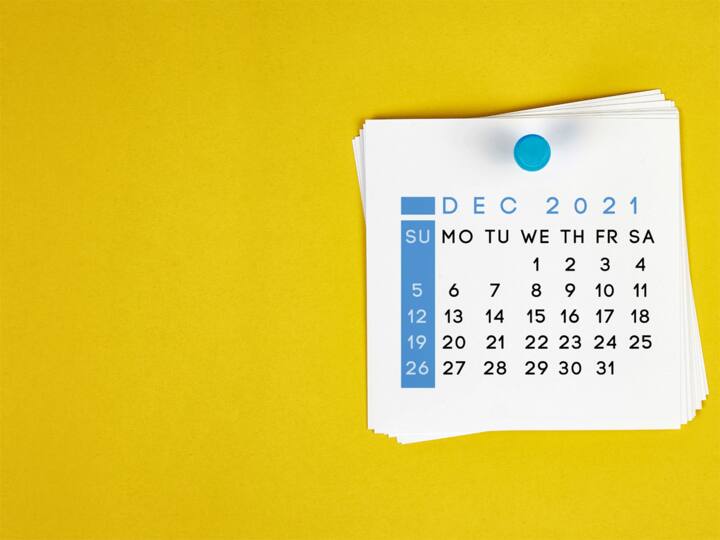 1 December 2021: ਅੱਜ ਤੋਂ ਨਵਾਂ ਮਹੀਨਾ ਸ਼ੁਰੂ ਹੋ ਗਿਆ ਹੈ ਅਤੇ 1 ਦਸੰਬਰ ਤੋਂ ਆਮ ਲੋਕਾਂ 'ਤੇ ਮਹਿੰਗਾਈ ਦਾ ਅਸਰ ਹੋਰ ਵੀ ਵੱਧ ਜਾਵੇਗਾ। ਅੱਜ ਤੋਂ 6 ਵੱਡੇ ਬਦਲਾਅ ਹੋਣ ਜਾ ਰਹੇ ਹਨ, ਜਿਸ 'ਚ ਤੁਹਾਨੂੰ ਪਹਿਲਾਂ ਨਾਲੋਂ ਜ਼ਿਆਦਾ ਪੈਸੇ ਖਰਚ ਕਰਨੇ ਪੈਣਗੇ। ਮਾਚਿਸ ਦੀ ਡੱਬੀ, ਗੈਸ ਸਿਲੰਡਰ ਤੋਂ ਲੈ ਕੇ ਟੀਵੀ ਦੇਖਣਾ ਅਤੇ ਫ਼ੋਨ 'ਤੇ ਗੱਲ ਕਰਨਾ ਵੀ ਮਹਿੰਗਾ ਹੋ ਗਿਆ ਹੈ। ਆਓ ਤੁਹਾਨੂੰ ਦੱਸਦੇ ਹਾਂ ਕਿ ਅੱਜ ਤੋਂ ਕਿਹੜੇ-ਕਿਹੜੇ ਵੱਡੇ ਬਦਲਾਅ ਹੋ ਰਹੇ ਹਨ-