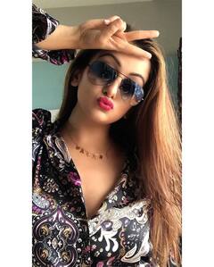 Manasi Naik: 'काला चष्मा' घालून सोशल मीडियावर मानसीची हवा!