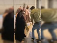 Viral Video: लंबे समय बाद बेटे से मिली मां ने चप्पल बरसाकर जताया प्यार! देखिए Video