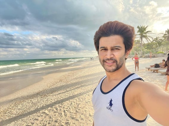 Biggboss winner Abhijeet Photos: బిగ్‌బాస్ 4 విన్నర్, కూల్ బాయ్ అభిజిత్ ఫోటోస్