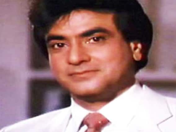 90 के दशक के ये हैं बॉलीवुड के सुपरहिट डांसर, दर्शकों को आज भी याद है इनके देसी डांस 90 के दशक के ये हैं बॉलीवुड के सुपरहिट डांसर, दर्शकों को आज भी याद है इनके देसी डांस