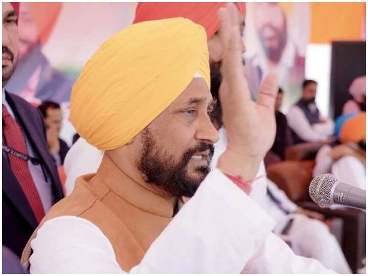 Punjab Election 2022 : CM Charanjit Singh Channi Congress Free Gas Cylinder Punjab Election 2022 : CM ਚੰਨੀ ਦਾ ਐਲਾਨ- ਕਾਂਗਰਸ ਦੀ ਸਰਕਾਰ ਬਣੀ ਤਾਂ ਹਰ ਸਾਲ ਦੇਵਾਂਗੇ 8 ਮੁਫ਼ਤ ਗੈਸ ਸਿਲੰਡਰ, ਔਰਤਾਂ ਨੂੰ ਹਰ ਮਹੀਨੇ 1100 ਰੁਪਏ