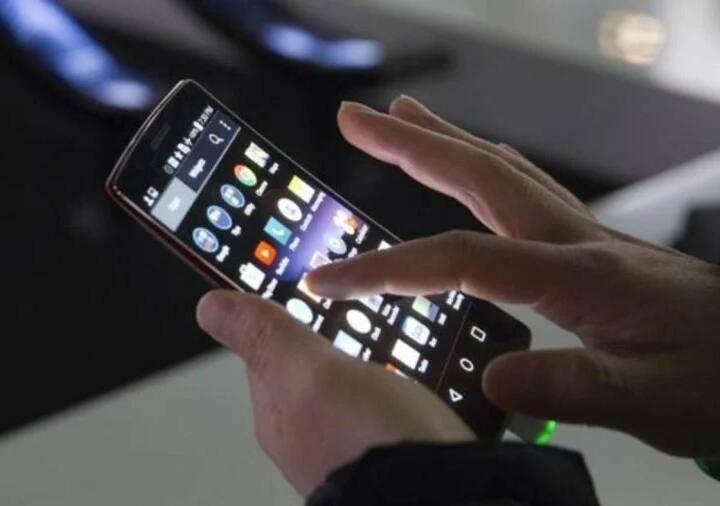 பவர் பேங்க் ஆப் மூலம் 150 கோடியை அமுக்கிய ஆடிட்டர்... சீன நிறுவனத்திற்கு உதவியதாக புகார்!