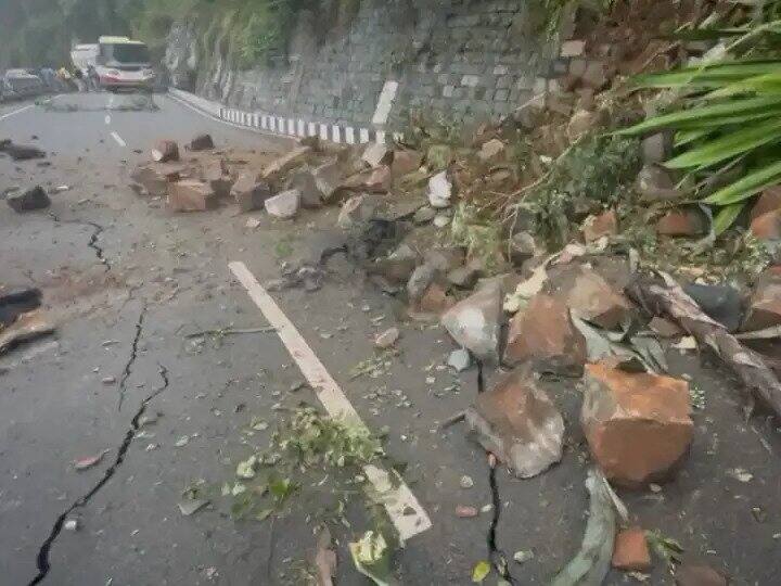 Andhra Pradesh: Tirumala Ghat Road Closed Due To Landslides, Vehicles Temporarily Stranded