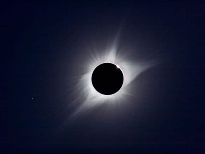 Total Solar Eclipse 2021 On December 4: All About The Last Eclipse Of The Year டிச 4ல் இந்த ஆண்டின் கடைசி கிரகணம்... என்னென்ன நடக்கும்?