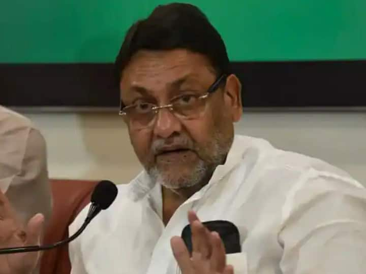 Nawab malik Slams Central Govt over NCB taking cases From State Govt. 'पैसे उकळण्यासाठीचं राज्य सरकारच्या केसेस NCB स्वतःच्या ताब्यात घेत आहे',  नवाब मलिक यांचा केंद्राला टोला