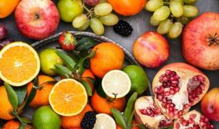 Healthy Fruits : हिवाळ्यात निरोगी राहण्यासाठी खा 'ही' फळे