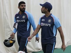 IND vs NZ 2nd Test: కోహ్లీ వచ్చాడు.. ద్రవిడ్‌ చెబుతున్నాడు.. రహానె నవ్వాడు!