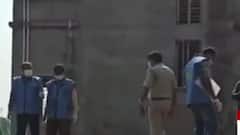 Nodakhali Blast: বালির ভিতর রাখা ড্রামে মজুত প্রচুর পরিমাণে বিস্ফোরক, নমুনা সংগ্রহ ফরেন্সিক দলের|Bangla News