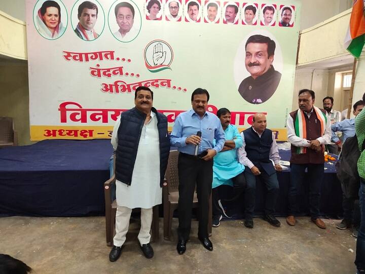 Indore Congress Meeting: निगम चुनाव को लेकर राजनीति शुरू, कांग्रेस विधायक ने बीजेपी पर लगाया मतदाता सूची में धांधली करने का आरोप Indore- Congress MLA Sajjan Singh Verma accuses BJP for add fake name in voter list ann Indore Congress Meeting: निगम चुनाव को लेकर राजनीति शुरू, कांग्रेस विधायक ने बीजेपी पर लगाया मतदाता सूची में धांधली करने का आरोप