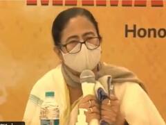 ममता बॅनर्जी यांच्याकडून राष्ट्रगीताचा अपमान? भाजप नेत्याकडून पोलिसात तक्रार