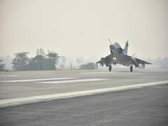 लखनऊ में चोर बेखौफ, ट्रक से चुरा लिया Mirage 2000 लड़ाकू विमान का टायर