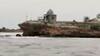 Gujarat | 15 boats sink in sea in Gir Somnath due to strong winds
