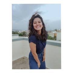 PHOTO: अभिज्ञाचं नवं फोटोशूट, हाय पोनीटेलमध्ये दिसतेय एकदम क्युट!