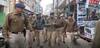 UP News: मथुरा में एसएसपी ने पूरी फोर्स के साथ बाजारों में किया फ्लैग मार्च, जानिए इसकी वजह