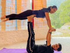 Ananya Nagalla Pics: ప్రేమలో పడ్డానంటూ.. అనన్య నాగళ్ల యోగా విన్యాశాలు