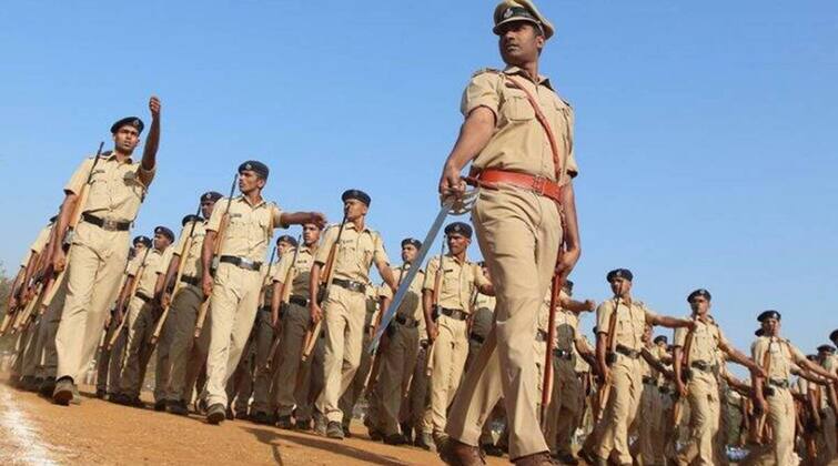 Jammu and Kashmir Sub Inspector Recruitment 2021 for 800 posts tomorrow is the last day to apply online at ssbjk.org.in before know details Jammu & Kashmir Recruitment 2021: जम्मू-कश्मीर पुलिस में Sub Inspector के 800 पदों पर निकली भर्ती के लिए आवेदन करने का कल अंतिम दिन, जल्द करें अप्लाई