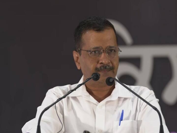 Punjab News, Arvind Kejriwal lashes out at Charanjit Singh Channi on black remarks Punjab News: अरविंद केजरीवाल ने चरणजीत सिंह चन्नी पर फिर बोला हमला, कहा- मैं झूठे वादे नहीं करता