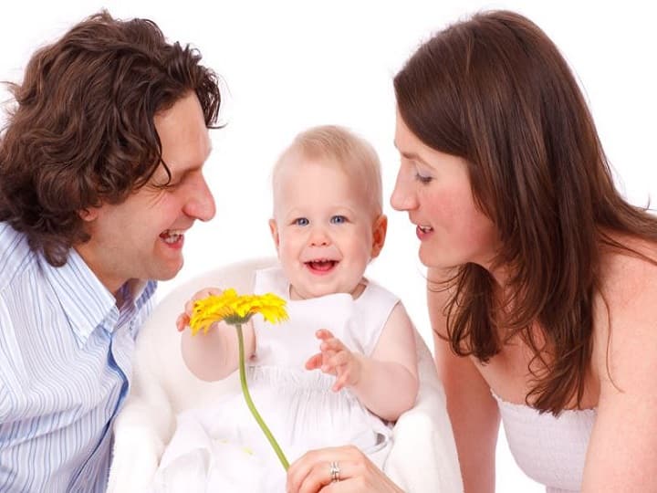 Kaam Ki Baat: If a small guest is coming to the house, then do such financial planning, happiness will also come