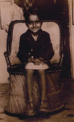 Politicians Childhood Photos: योगी आदित्यनाथ से अरविंद केजरीवाल तक, बचपन में ऐसे दिखते थे ये राजनेता