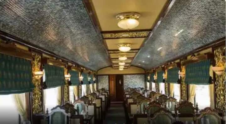 এই জাঁকজমকপূর্ণ ট্রেনে, আপনার মহারাজার মতো উপলব্ধি হবে। তা ডাইনিং এরিয়া হোক বা বেডরুম, রেস্তোরাঁ বা বিশ্রামাগার, আপনি   যেখানেই যান না কেন বিশ্বমানের লাক্জারি উপভোগ করতে পারবেন। ছবির ক্রেডিট - মহারাজা এক্সপ্রেস অফিশিয়াল ওয়েবসাইট।