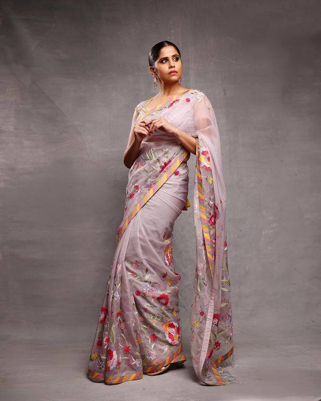 सई तिच्या ग्लॅमरस आणि बोल्ड लूकसोबतच दर्जेदार अभिनयासाठीही ओळखली जाते. (PHOTO : @saietamhankar/Instagram)