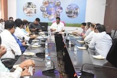 Talasani Tollywood :  టిక్కెట్ రేట్లు తగ్గించం, అండగా ఉంటాం.. టాలీవుడ్‌కు తెలంగాణ మంత్రి తలసాని భరోసా !