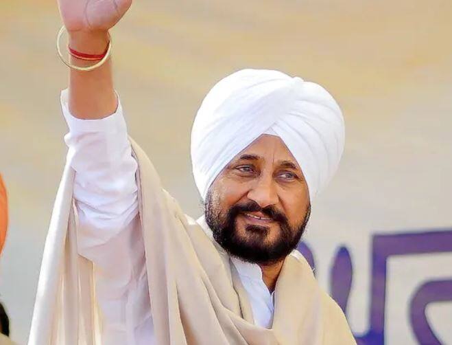 પંજાબના મુખ્યમંત્રી ચરણજીત સિંહ ચન્ની, પ્રદેશ કોંગ્રેસ અધ્યક્ષ નવજોત સિંહ સિદ્ધુ અને વરિષ્ઠ નેતા સુનીલ જાખડે  બુધવારે પણ પાર્ટીના પૂર્વ અધ્યક્ષ રાહુલ ગાંધી સાથે તેમના દિલ્હી સ્થિત નિવાસસ્થાને મુલાકાત કરી હતી.