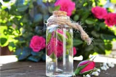 শীতকালে অনিয়মিত স্নানে গায়ের দুর্গন্ধ বাড়ছে? সমস্যা সমাধান করুন এই পথে