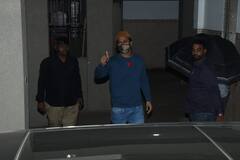 Relationship Confirmed! Katrina Kaif के घर पहुंचे Vicky Kaushal ने खुद ही लगा दी रिश्ते पर पक्की मुहर, मीडिया को हाथ हिलाकर जताई खुशी