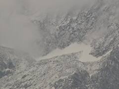 Snowfall: Himachal Pradesh में बर्फ से ढके पहाड़, शहरों ने ओढ़ी सफेद चादर, देखें PHOTOS