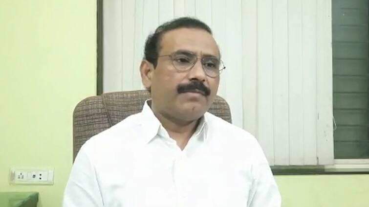 coronavirus in Maharashtra health minister rajesh tope on coronavirus restrictions in maharashtra amid surge in cases Coronavirus Maharashtra :  तूर्तास लॉकडाऊन नाही, क्वारंटाईनचा कालावधी बदलला, राजेश टोपेंच्या महत्त्वाच्या 5 घोषणा