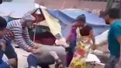 Pilibhit में दो पक्षों के बीच झड़प, आपसी कहासुनी को लेकर चले लाठी-डंडे | Khabrein Tabadtod