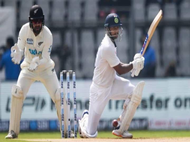 Mayank Agarwal dominated the first day of the Mumbai Test, scored a brilliant century, Kohli-Pujara flopped Mayank Agarwal dominated the first day of the Mumbai Test, scored a brilliant century, Kohli-Pujara flopped