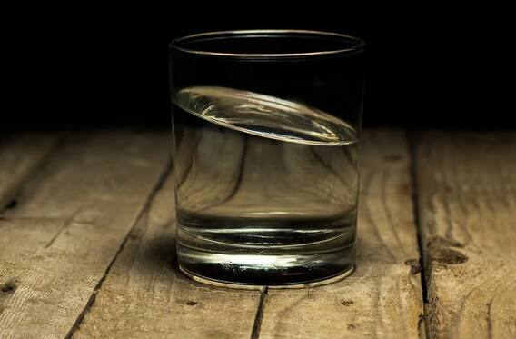 শীতকাল জল কম খেলেই মারাত্মক ক্ষতি