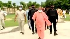Gorakhpur दौरे पर CM Yogi, कई बड़ी सौगातों का करेंगे लोकार्पण | Khabarein Tabadtod