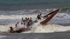 Cyclone Jawad: ঝড়ের আশঙ্কায় তৎপর কাকদ্বীপ প্রশাসন, হুগলিতে রবিবার পর্যন্ত বন্ধ ফেরি পরিষেবা | Bangla News