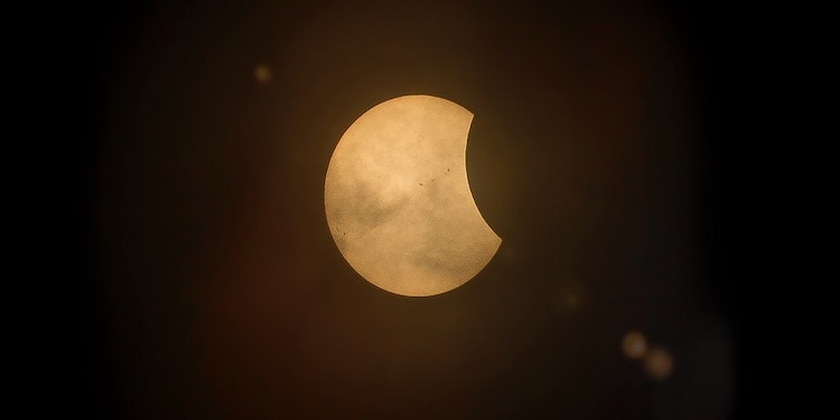 Solar Eclipse Of 2021 Today Don’t Miss These Amazing Sights During Total Eclipse Solar Eclipse 4 December 2021: বছরের শেষ পূর্ণগ্রাস সূর্যগ্রহণ আজ, আঁধারে ঢাকবে একাধিক এলাকা