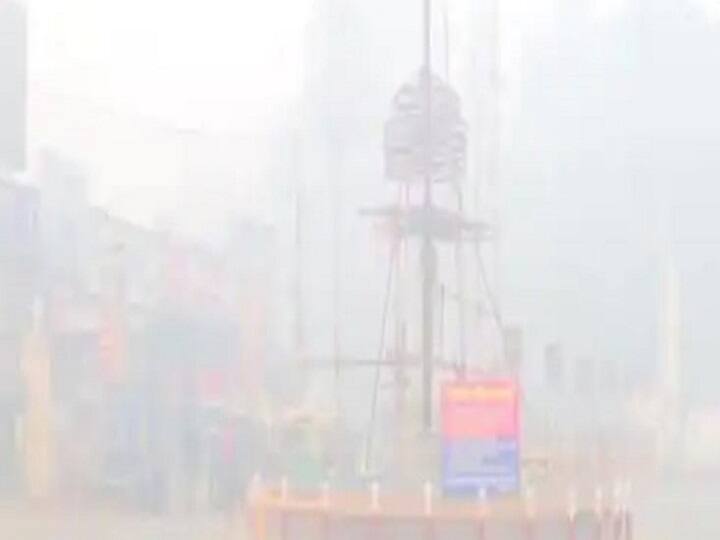 Heavy Fog in up, know weather and pollution report of UP big cities lucknow, varanasi, prayagraj, gorakhpur, kanpur, ayodhya, meerut, agra today 4 december UP Weather and Pollution Today: यूपी में अब अगले हफ्ते तक रहेगा कोहरे का कहर, बारिश की भी संभावना, चल रही है 'खराब हवा'