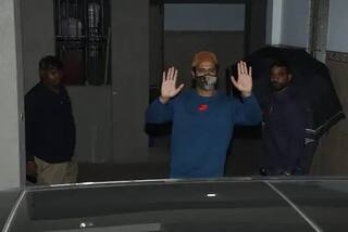 Vicky Kaushal Spotted: લગ્નના સમાચાર વચ્ચે વિક્કી કૌશલ કેટરીનાના ઘર પાસે થયો સ્પોટ