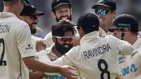 Mumbai Test: এক ইনিংসে ১০ উইকট, ইতিহাস গড়ে কুম্বলে-লেকারকে ছুঁয়ে ফেললেন নিউজিল্যান্ডের আজাজ প্যাটেল | Bangla News